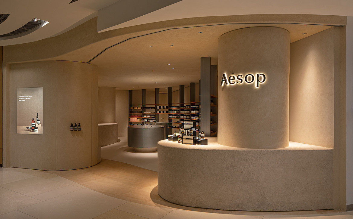 thiết kế shop mỹ phẩm